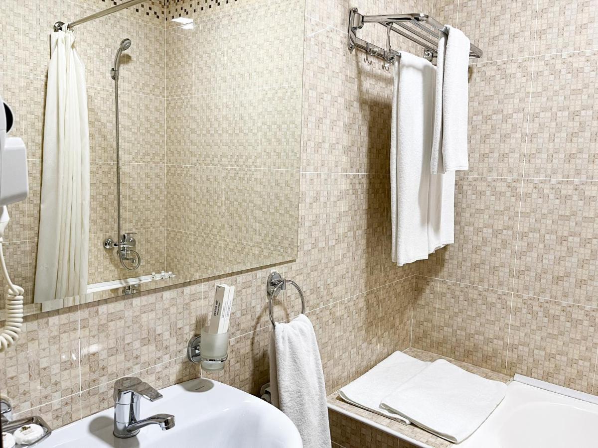 Reikartz Xon Tashkent Hotel Bagian luar foto
