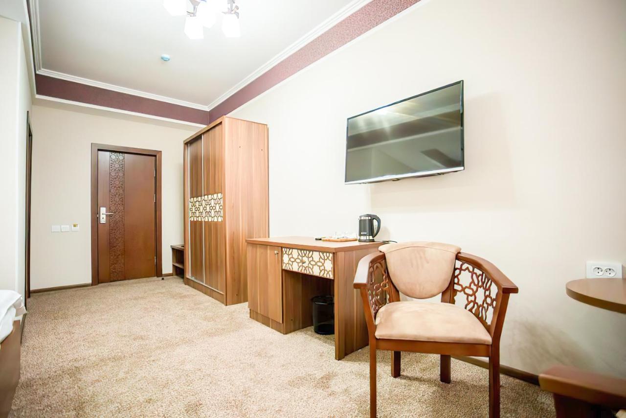 Reikartz Xon Tashkent Hotel Bagian luar foto