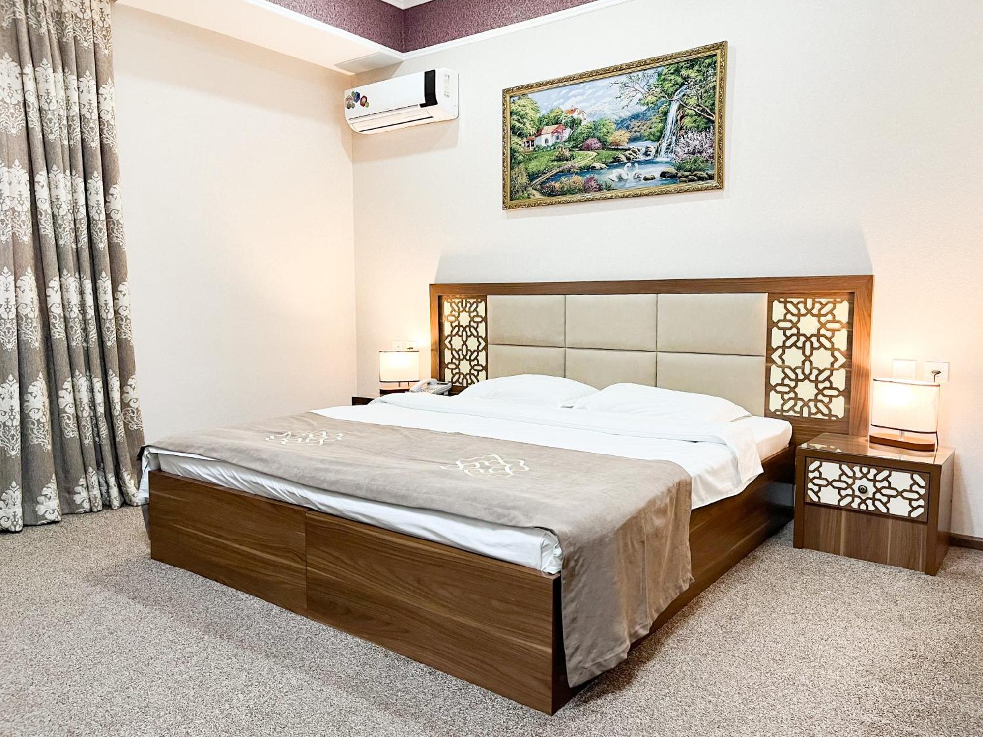 Reikartz Xon Tashkent Hotel Bagian luar foto